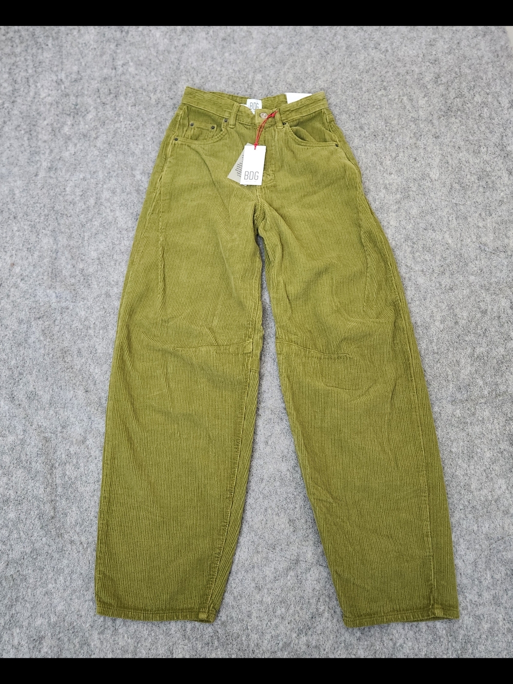 BDG Urban Outfitters Logan Cinch Back Corduroy Jeans Women's 25x32 Green Barrel
